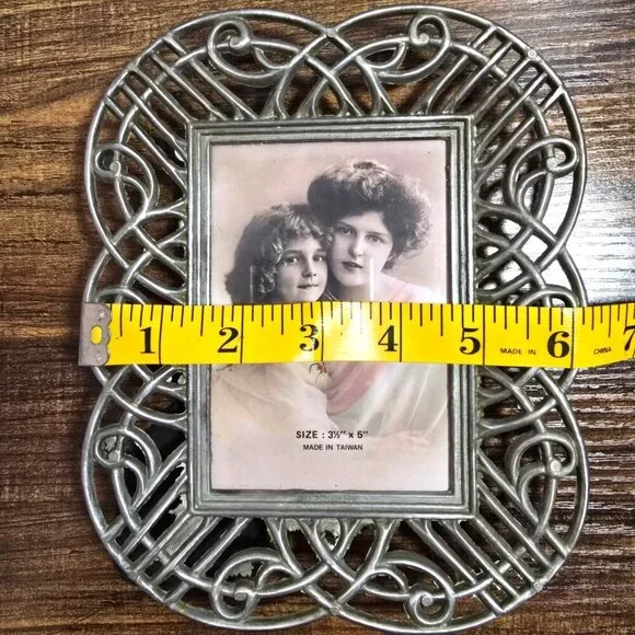 Vintage Silver Scroll Work Metal Picture Frame 3.5" X 5" - Picture 6 of 7